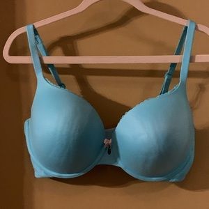 Women’s Bra. Victoria Secret. Perfect Shape. 38DD